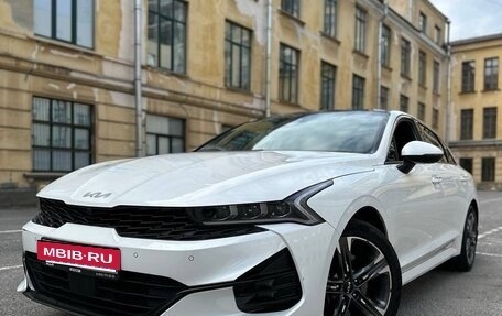 KIA K5, 2022 год, 3 000 000 рублей, 2 фотография