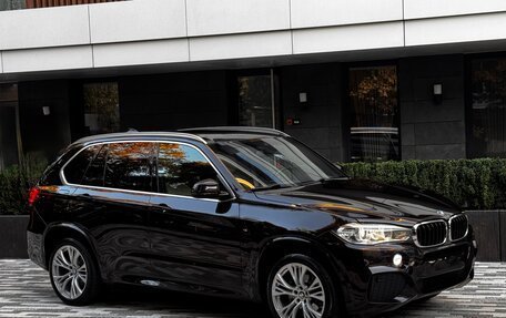 BMW X5, 2018 год, 2 990 000 рублей, 2 фотография
