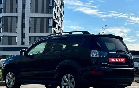 Mitsubishi Outlander III рестайлинг 3, 2011 год, 1 060 000 рублей, 4 фотография