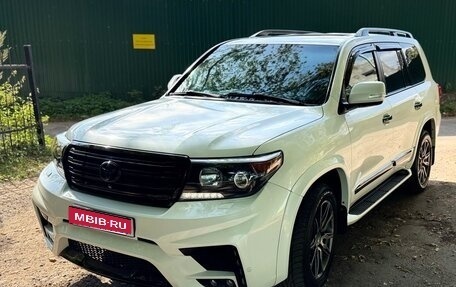 Toyota Land Cruiser 200, 2015 год, 4 200 000 рублей, 1 фотография