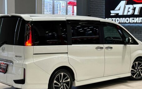 Honda Stepwgn IV, 2015 год, 2 067 000 рублей, 5 фотография