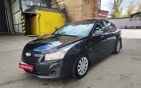 Chevrolet Cruze II, 2015 год, 1 000 000 рублей, 2 фотография
