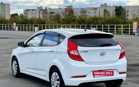 Hyundai Solaris II рестайлинг, 2015 год, 799 000 рублей, 7 фотография