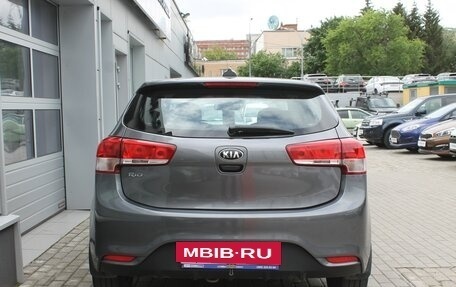 KIA Rio III рестайлинг, 2017 год, 1 005 000 рублей, 6 фотография