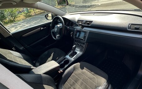 Volkswagen Passat B7, 2012 год, 1 365 000 рублей, 2 фотография