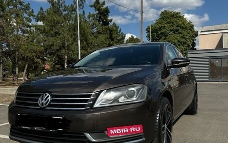 Volkswagen Passat B7, 2012 год, 1 365 000 рублей, 6 фотография