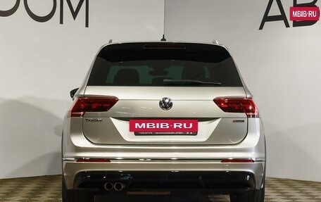 Volkswagen Tiguan II, 2019 год, 2 749 000 рублей, 4 фотография