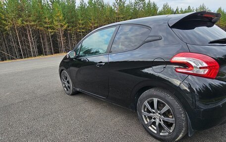 Peugeot 208 II, 2013 год, 875 000 рублей, 9 фотография