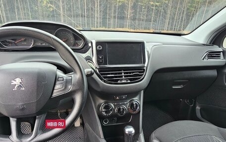 Peugeot 208 II, 2013 год, 875 000 рублей, 4 фотография