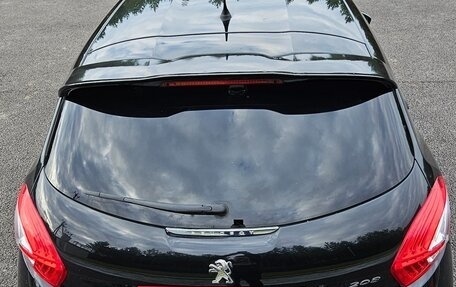 Peugeot 208 II, 2013 год, 875 000 рублей, 8 фотография