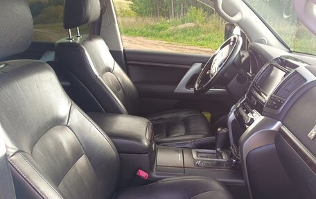 Toyota Land Cruiser 200, 2012 год, 4 000 000 рублей, 2 фотография