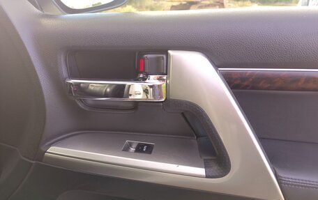 Toyota Land Cruiser 200, 2012 год, 4 000 000 рублей, 4 фотография