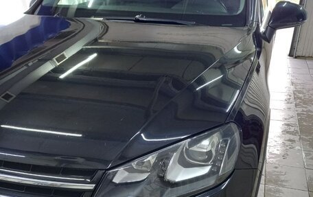 Volkswagen Touareg III, 2010 год, 1 800 000 рублей, 3 фотография