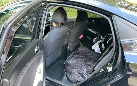Hyundai Solaris II рестайлинг, 2011 год, 700 000 рублей, 7 фотография
