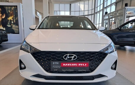 Hyundai Solaris II рестайлинг, 2021 год, 1 749 000 рублей, 2 фотография