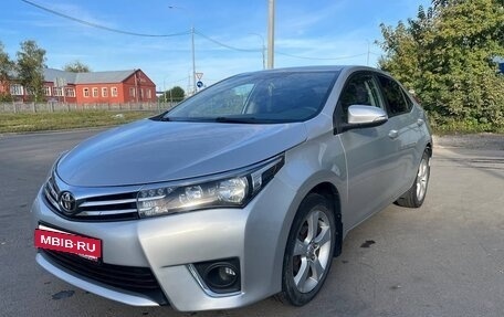Toyota Corolla, 2013 год, 1 050 000 рублей, 2 фотография