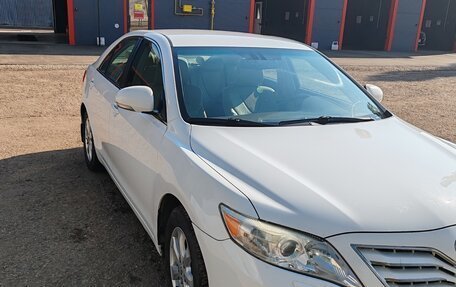 Toyota Camry, 2011 год, 1 250 000 рублей, 3 фотография