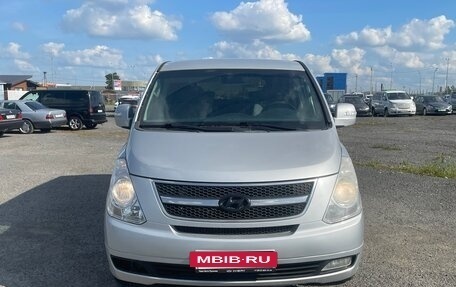 Hyundai Grand Starex Grand Starex I рестайлинг 2, 2008 год, 820 000 рублей, 2 фотография