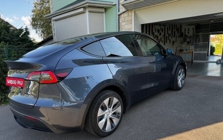 Tesla Model Y I, 2023 год, 4 500 000 рублей, 3 фотография