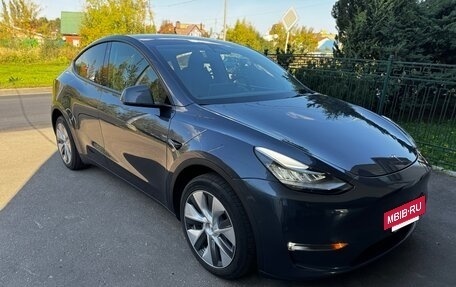 Tesla Model Y I, 2023 год, 4 500 000 рублей, 2 фотография