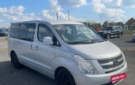 Hyundai Grand Starex Grand Starex I рестайлинг 2, 2008 год, 820 000 рублей, 3 фотография