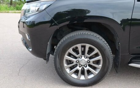 Toyota Land Cruiser Prado 150 рестайлинг 2, 2017 год, 3 950 000 рублей, 9 фотография