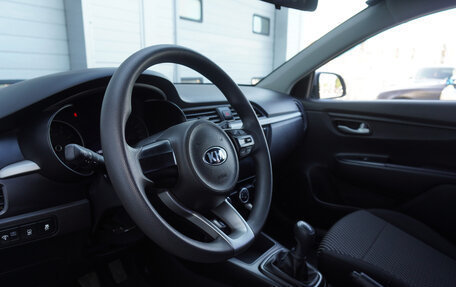 KIA Rio IV, 2017 год, 1 165 000 рублей, 10 фотография