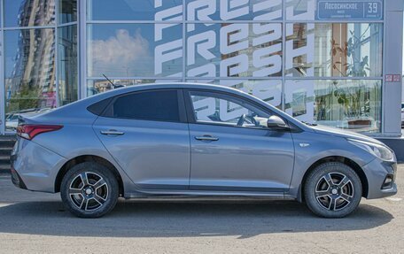 Hyundai Solaris II рестайлинг, 2017 год, 895 000 рублей, 5 фотография