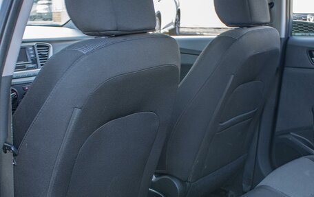 Hyundai Solaris II рестайлинг, 2017 год, 895 000 рублей, 9 фотография