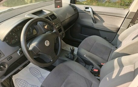 Volkswagen Polo IV рестайлинг, 2007 год, 299 000 рублей, 10 фотография
