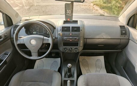 Volkswagen Polo IV рестайлинг, 2007 год, 299 000 рублей, 14 фотография