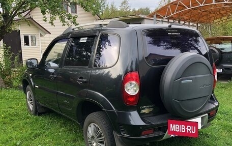Chevrolet Niva I рестайлинг, 2013 год, 550 000 рублей, 3 фотография