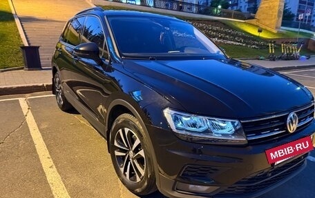 Volkswagen Tiguan II, 2019 год, 2 200 000 рублей, 4 фотография