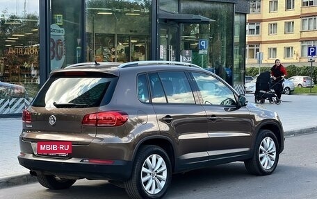 Volkswagen Tiguan I, 2015 год, 1 590 000 рублей, 4 фотография
