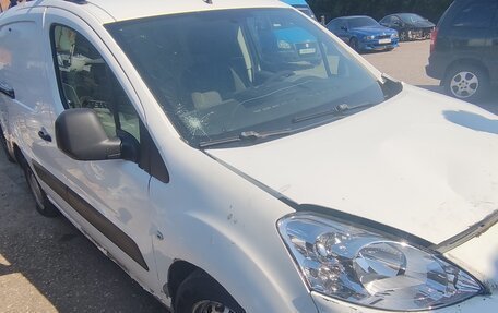 Peugeot Partner II рестайлинг 2, 2010 год, 295 000 рублей, 6 фотография