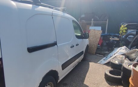 Peugeot Partner II рестайлинг 2, 2010 год, 295 000 рублей, 5 фотография