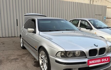 BMW 5 серия, 2000 год, 550 000 рублей, 3 фотография