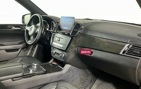 Mercedes-Benz GLS, 2018 год, 4 800 000 рублей, 14 фотография