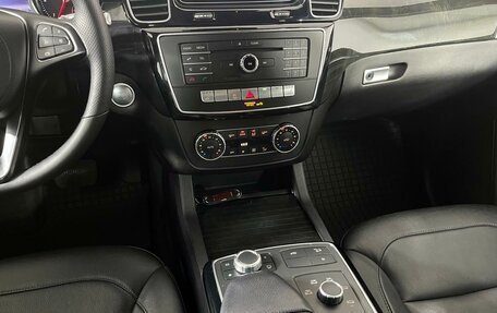 Mercedes-Benz GLS, 2018 год, 4 800 000 рублей, 32 фотография