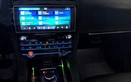Jaguar F-Pace, 2017 год, 3 985 500 рублей, 14 фотография