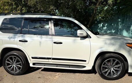 Toyota Land Cruiser 200, 2015 год, 4 200 000 рублей, 5 фотография