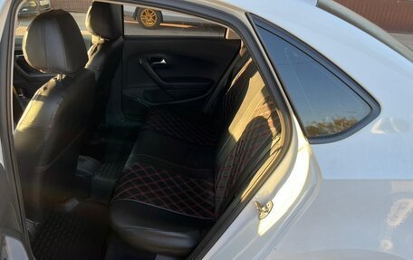 Volkswagen Polo VI (EU Market), 2018 год, 600 000 рублей, 10 фотография