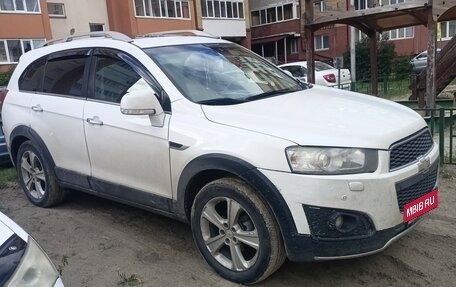Chevrolet Captiva I, 2013 год, 1 049 000 рублей, 2 фотография