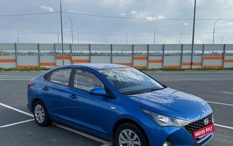 Hyundai Solaris II рестайлинг, 2020 год, 1 600 000 рублей, 3 фотография