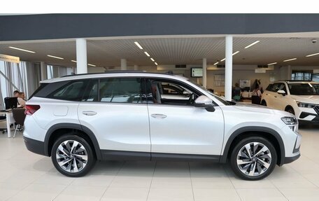 Skoda Kodiaq, 2025 год, 5 300 000 рублей, 7 фотография