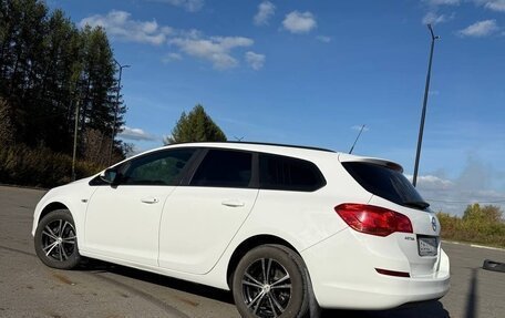 Opel Astra J, 2012 год, 830 000 рублей, 4 фотография