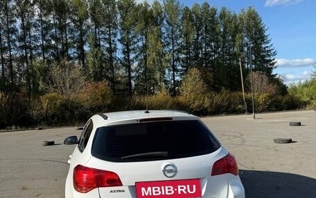 Opel Astra J, 2012 год, 830 000 рублей, 10 фотография
