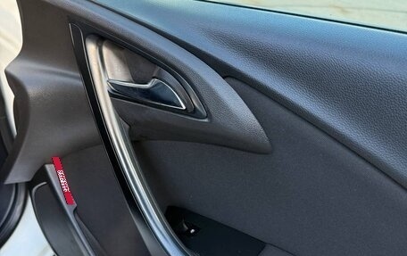 Opel Astra J, 2012 год, 830 000 рублей, 17 фотография