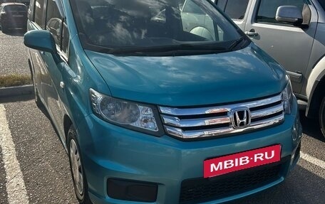 Honda Freed I, 2010 год, 920 000 рублей, 2 фотография