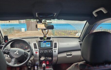 Mitsubishi Pajero Sport II рестайлинг, 2012 год, 1 700 000 рублей, 22 фотография